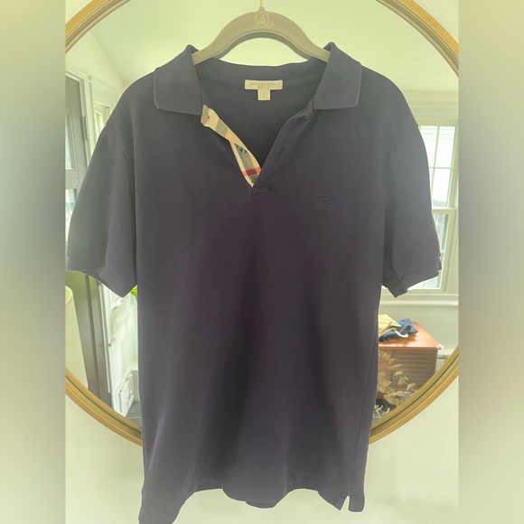 Burberry 
Short Sleeve Pique Polo Shirt
Men’s Small
Eggplant / Dark Purple - Picture 2 of 2